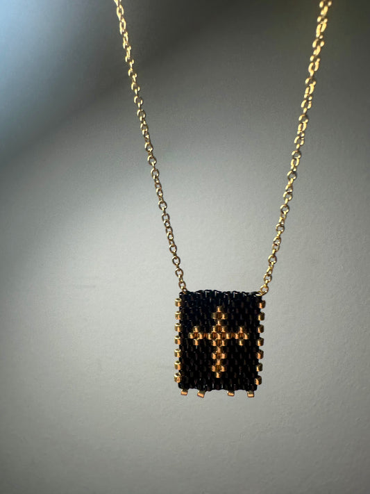Πλεκτό μαύρο σταυράκι stainless steel  handmade