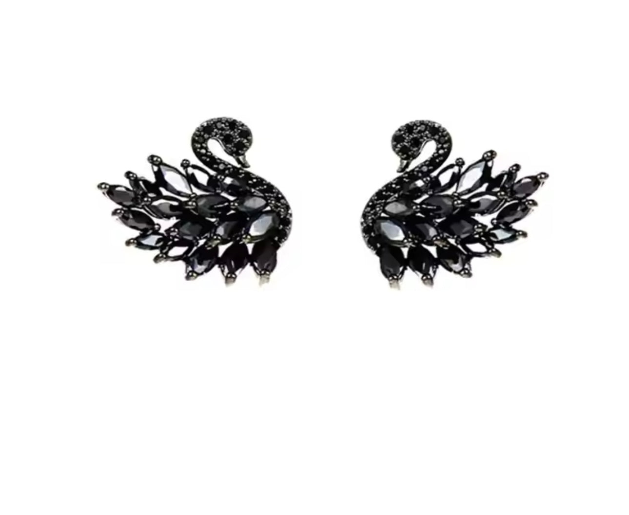 New earrings diamond Stainless steel swan